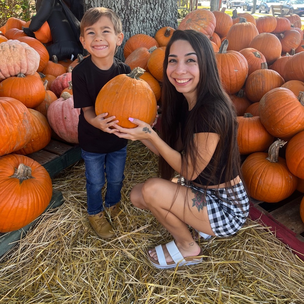 Meet your Posher, Savannah